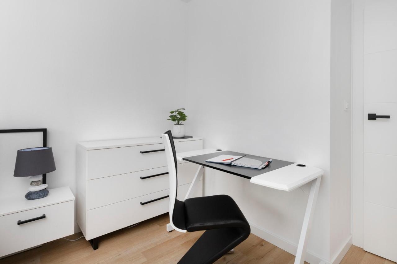 Plac Unii Apartment Gdynia By Noclegi Renters Luaran gambar