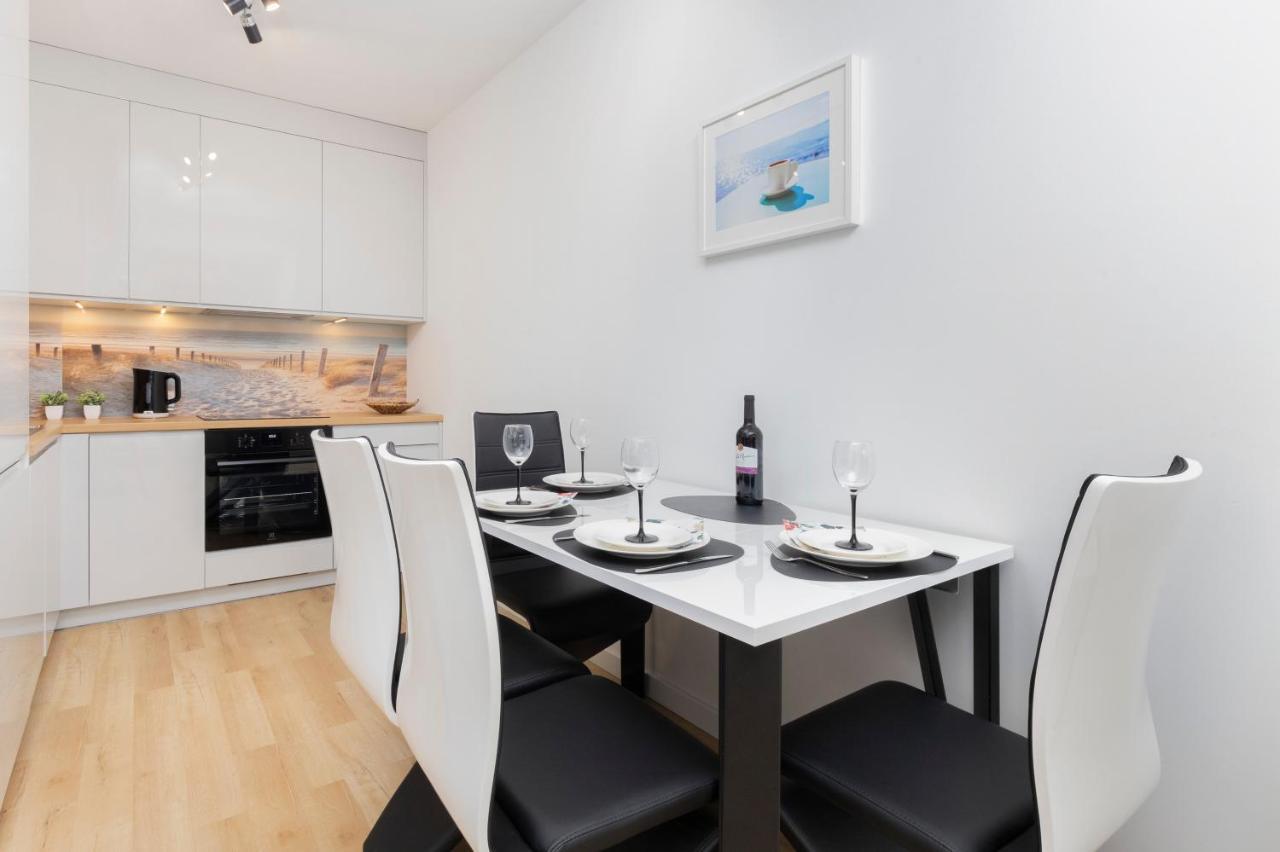 Plac Unii Apartment Gdynia By Noclegi Renters Luaran gambar