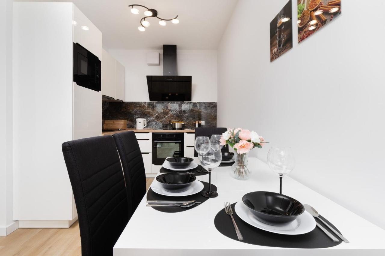 Plac Unii Apartment Gdynia By Noclegi Renters Luaran gambar