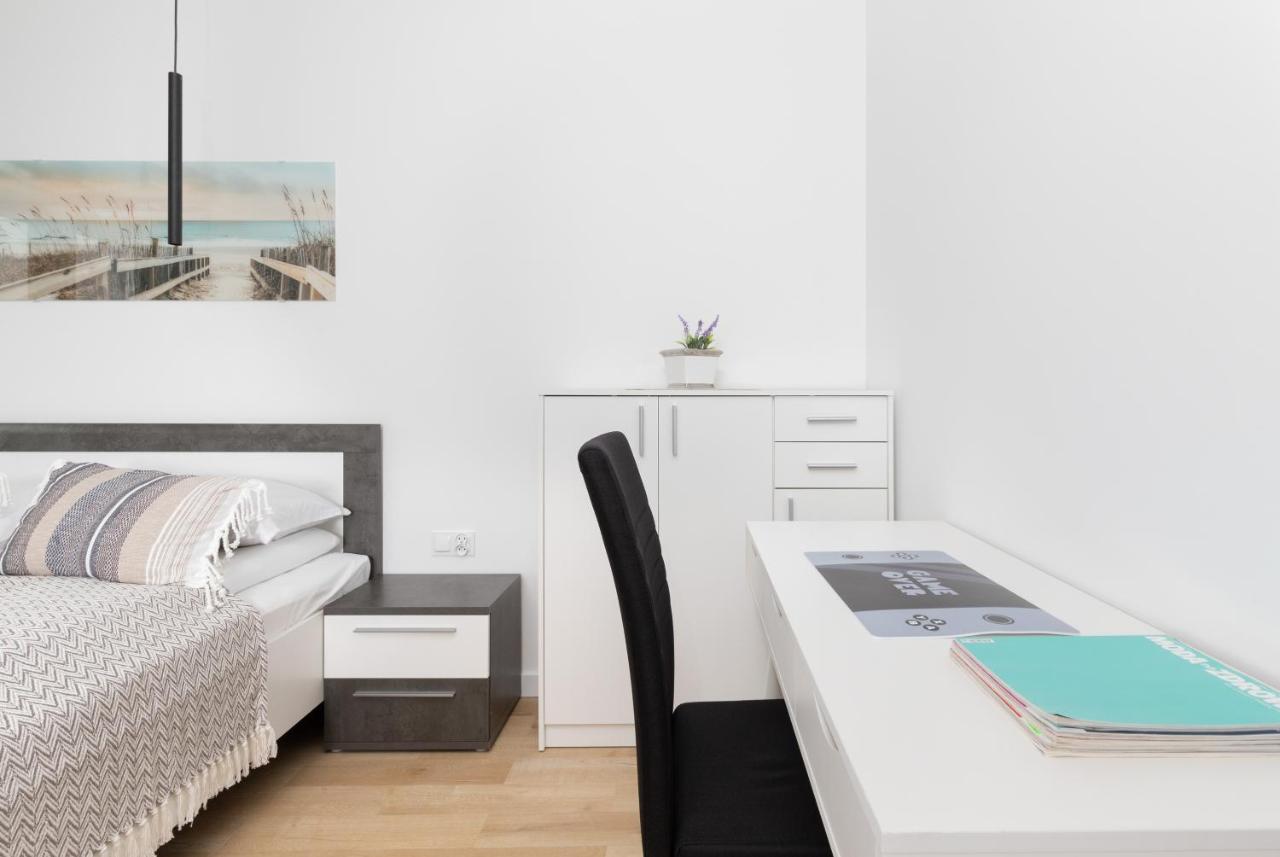 Plac Unii Apartment Gdynia By Noclegi Renters Luaran gambar