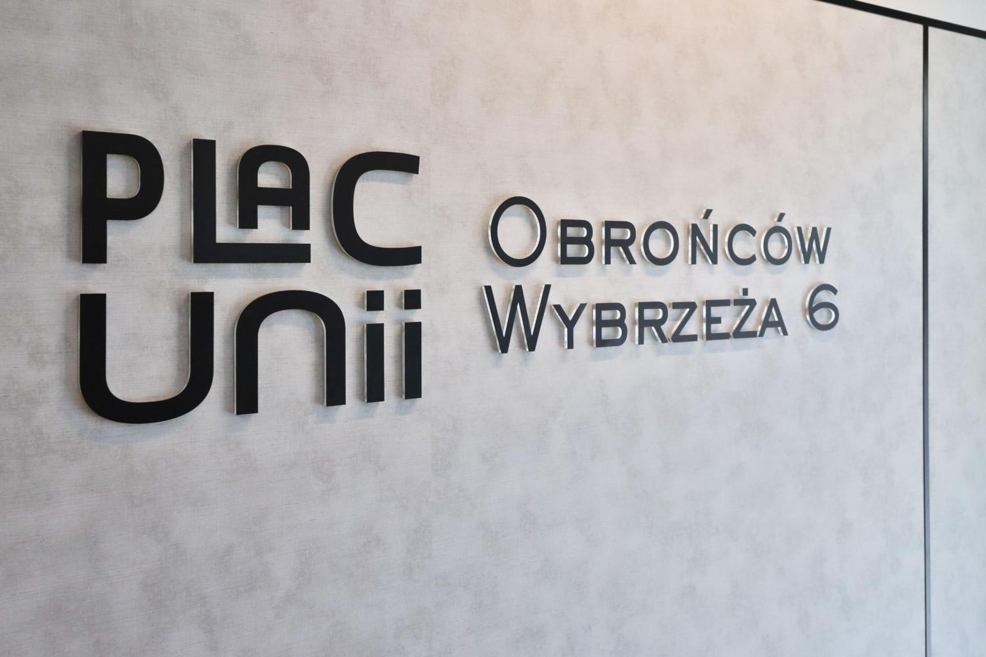 Plac Unii Apartment Gdynia By Noclegi Renters Luaran gambar